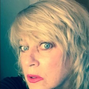 Meet your Posher, Joanne